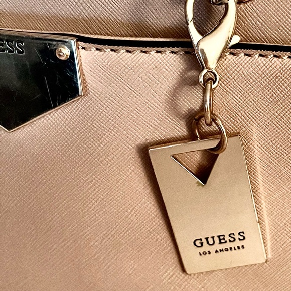 Guess Nude Saffiano Satchel With Gold Chain Straps - Picture 5 of 16